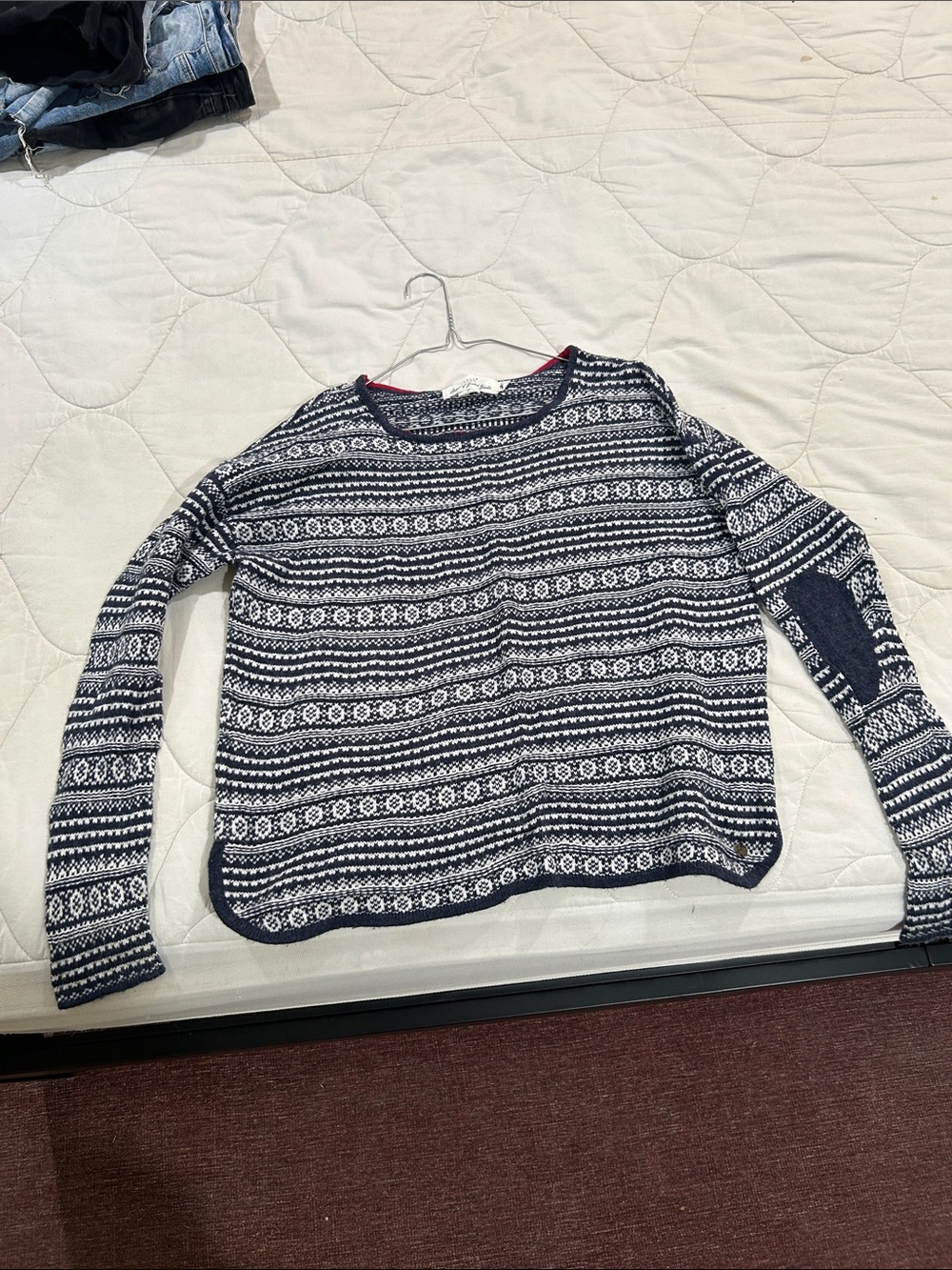 H&M Navy and White Patterned Crew Neck Sweater